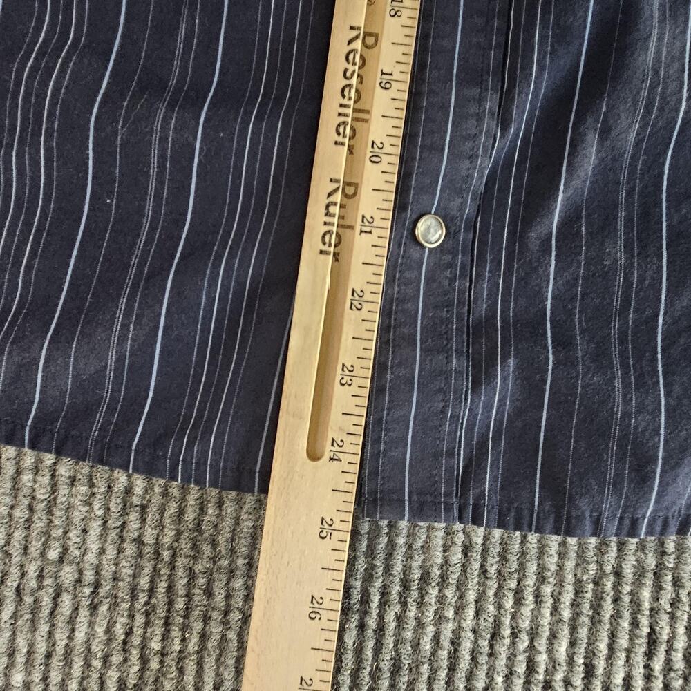 Hawk Skateboarding Shirt Boys Large 14/16 Blue Striped Button Front Casual - Picture 10 of 11